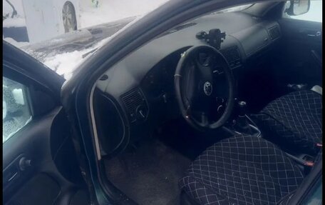 Volkswagen Golf IV, 2001 год, 130 000 рублей, 7 фотография