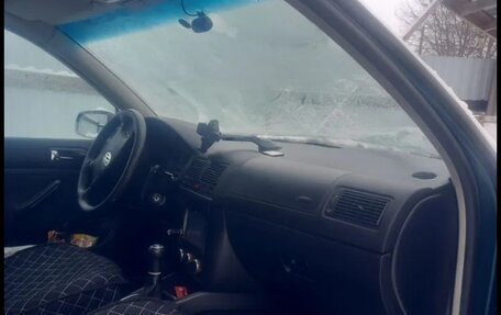 Volkswagen Golf IV, 2001 год, 130 000 рублей, 11 фотография