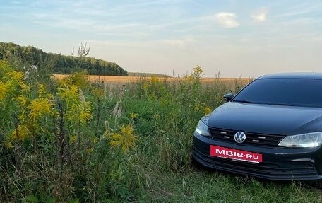 Volkswagen Jetta VI, 2015 год, 1 250 000 рублей, 6 фотография