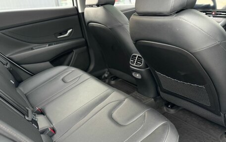 Hyundai Elantra, 2024 год, 2 699 000 рублей, 18 фотография