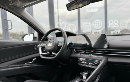 Hyundai Elantra, 2024 год, 2 699 000 рублей, 15 фотография