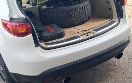 Infiniti FX II, 2010 год, 1 350 000 рублей, 5 фотография