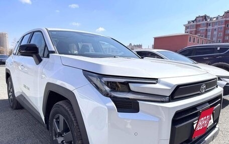 Toyota RAV4, 2026 год, 4 500 000 рублей, 2 фотография
