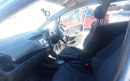 Honda Fit III, 2009 год, 850 000 рублей, 6 фотография