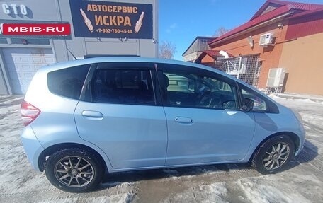 Honda Fit III, 2009 год, 850 000 рублей, 3 фотография