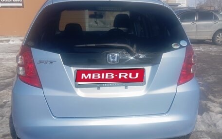 Honda Fit III, 2009 год, 850 000 рублей, 4 фотография