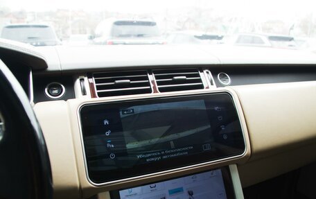 Land Rover Range Rover IV рестайлинг, 2013 год, 2 699 000 рублей, 15 фотография