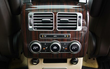 Land Rover Range Rover IV рестайлинг, 2013 год, 2 699 000 рублей, 20 фотография