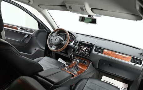 Volkswagen Touareg III, 2011 год, 1 805 000 рублей, 9 фотография