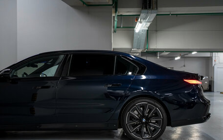 BMW 7 серия, 2023 год, 18 490 000 рублей, 14 фотография