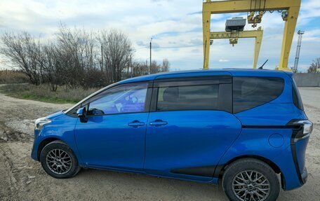 Toyota Sienta II, 2019 год, 1 350 000 рублей, 5 фотография