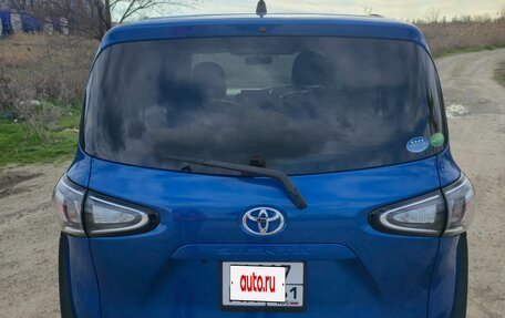 Toyota Sienta II, 2019 год, 1 350 000 рублей, 3 фотография