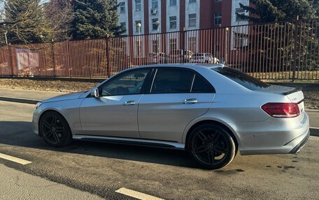 Mercedes-Benz E-Класс, 2013 год, 2 250 000 рублей, 4 фотография