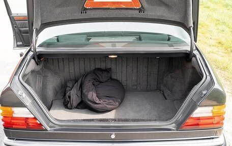 Mercedes-Benz W124, 1992 год, 11 000 000 рублей, 19 фотография