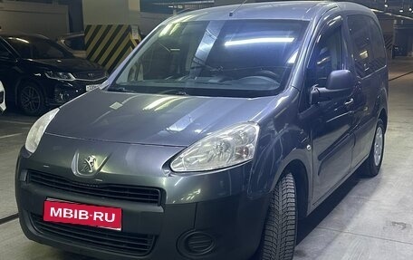 Peugeot Partner II рестайлинг 2, 2014 год, 770 000 рублей, 1 фотография