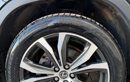 Lexus RX IV рестайлинг, 2019 год, 5 650 000 рублей, 11 фотография