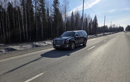 Cadillac Escalade IV, 2017 год, 6 900 000 рублей, 2 фотография