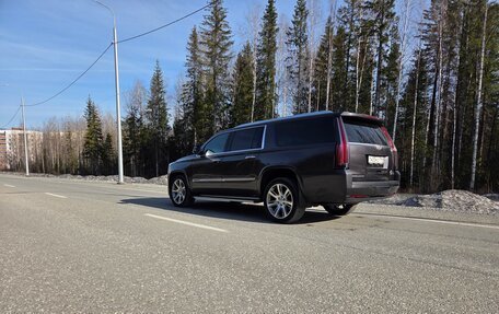 Cadillac Escalade IV, 2017 год, 6 900 000 рублей, 4 фотография
