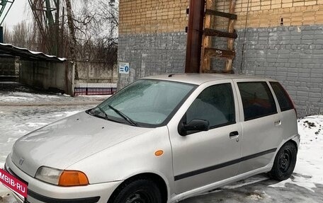 Fiat Punto III Punto Evo рестайлинг, 1998 год, 125 000 рублей, 3 фотография