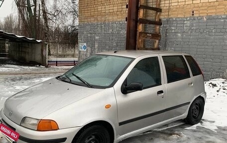 Fiat Punto III Punto Evo рестайлинг, 1998 год, 125 000 рублей, 4 фотография