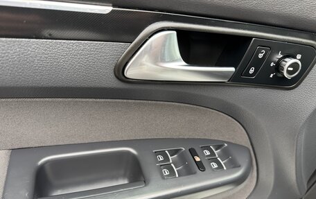 Volkswagen Touran III, 2012 год, 970 000 рублей, 23 фотография