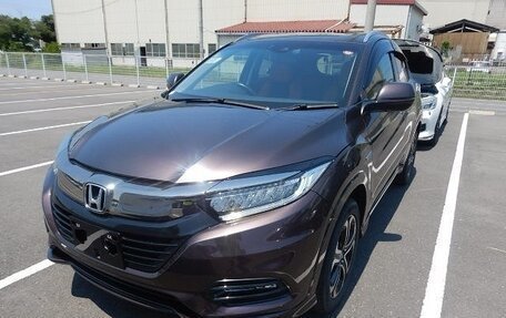 Honda Vezel, 2018 год, 2 200 000 рублей, 10 фотография
