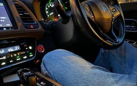 Honda Vezel, 2018 год, 2 200 000 рублей, 12 фотография