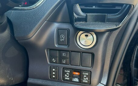 Toyota Voxy III, 2016 год, 1 800 000 рублей, 7 фотография