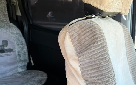 Toyota Voxy III, 2016 год, 1 800 000 рублей, 33 фотография