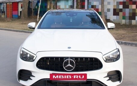 Mercedes-Benz E-Класс, 2021 год, 5 400 000 рублей, 4 фотография