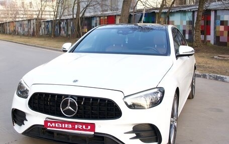 Mercedes-Benz E-Класс, 2021 год, 5 400 000 рублей, 3 фотография