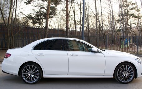 Mercedes-Benz E-Класс, 2021 год, 5 400 000 рублей, 7 фотография