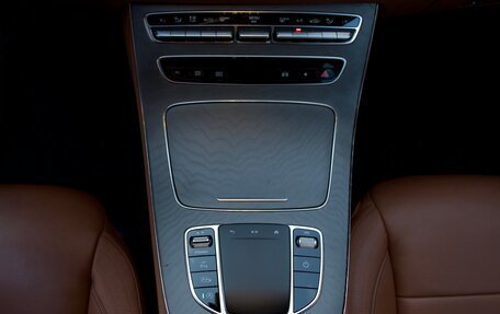 Mercedes-Benz E-Класс, 2021 год, 5 400 000 рублей, 17 фотография