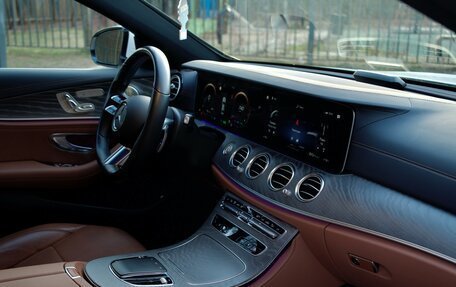 Mercedes-Benz E-Класс, 2021 год, 5 400 000 рублей, 22 фотография