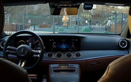 Mercedes-Benz E-Класс, 2021 год, 5 400 000 рублей, 25 фотография