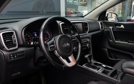 KIA Sportage IV рестайлинг, 2020 год, 1 900 000 рублей, 12 фотография