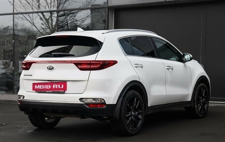 KIA Sportage IV рестайлинг, 2020 год, 1 900 000 рублей, 4 фотография
