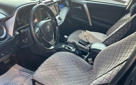 Toyota RAV4, 2017 год, 2 450 000 рублей, 3 фотография