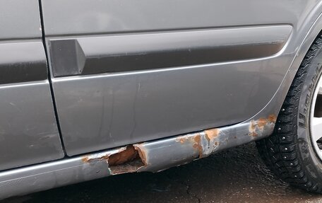 Nissan Almera, 2003 год, 300 000 рублей, 4 фотография