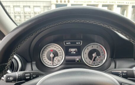 Mercedes-Benz A-Класс, 2015 год, 1 950 000 рублей, 6 фотография