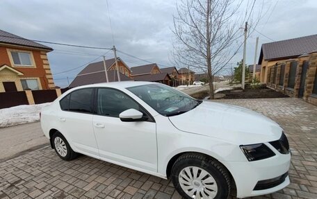 Skoda Octavia, 2019 год, 1 300 000 рублей, 9 фотография