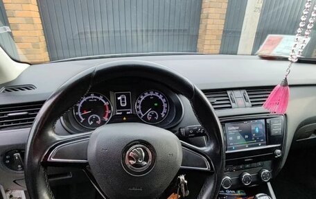 Skoda Octavia, 2019 год, 1 300 000 рублей, 10 фотография