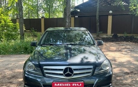 Mercedes-Benz C-Класс, 2013 год, 1 250 000 рублей, 3 фотография