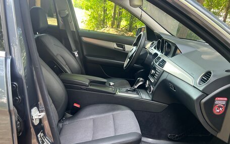 Mercedes-Benz C-Класс, 2013 год, 1 250 000 рублей, 34 фотография