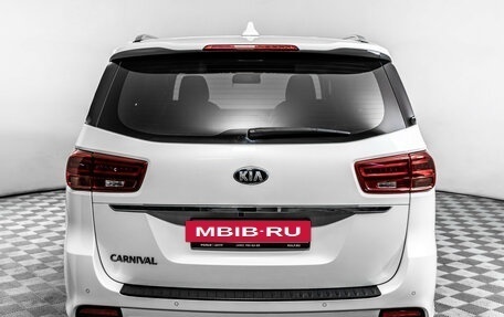 KIA Carnival III, 2019 год, 2 895 000 рублей, 6 фотография