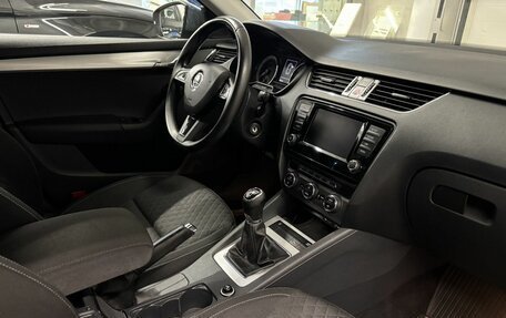 Skoda Octavia, 2017 год, 1 165 000 рублей, 10 фотография