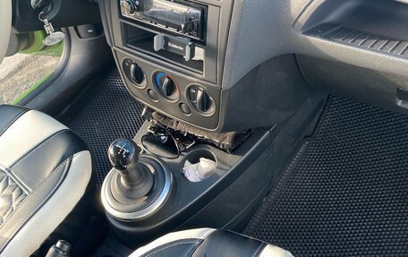 Ford Fiesta, 2006 год, 399 000 рублей, 16 фотография