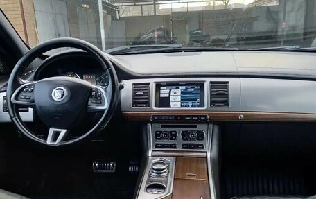 Jaguar XF I рестайлинг, 2012 год, 899 000 рублей, 16 фотография