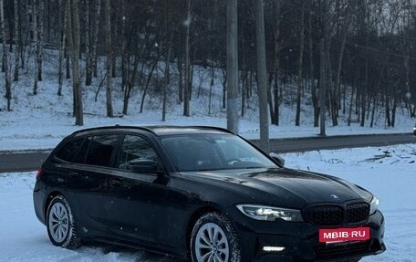 BMW 3 серия, 2020 год, 2 450 000 рублей, 3 фотография