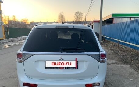 Mitsubishi Outlander III рестайлинг 3, 2012 год, 1 270 000 рублей, 7 фотография